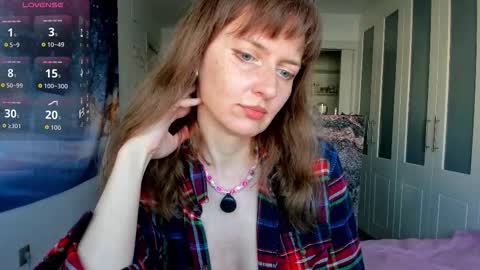 Snapshot of rinacandy chatting on 12-22-25, 03:20 SweetRina online show from 12-22-25, 03:20