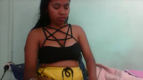 rinah856024 online show from 10-28-25, 07:12