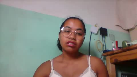 Snapshot of rinah856024 chatting on 05-06-26, 07:24 rinah856024 online show from 05-06-26, 07:24