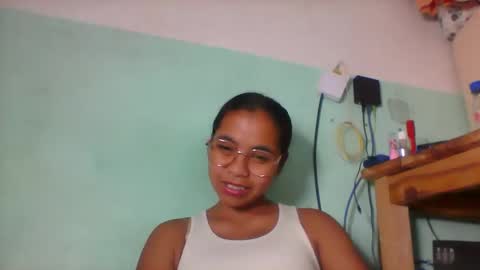 Snapshot of rinah856024 chatting on 05-09-26, 06:24 rinah856024 online show from 05-09-26, 06:24