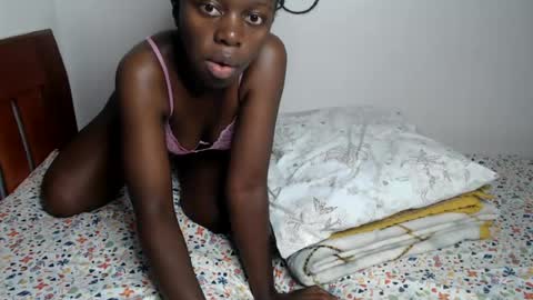 Snapshot of rinaspice chatting on 06-17-26, 02:14 rinaspice online show from 06-17-26, 02:14
