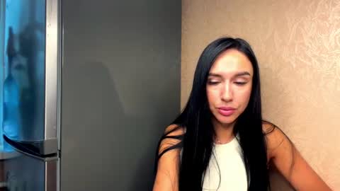 Snapshot of rinaurea chatting on 07-28-26, 06:42 Oksana online show from 07-28-26, 06:42