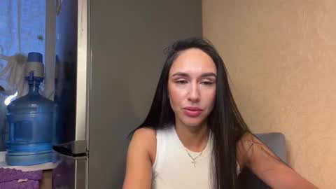 Snapshot of rinaurea chatting on 07-31-26, 05:34 Oksana online show from 07-31-26, 05:34