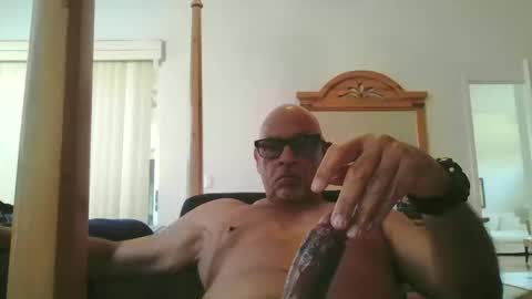 RioNel online show from 12-17-25, 06:14