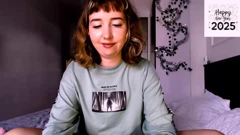 Snapshot of riri_rich chatting on 01-01-25, 05:11 Rita online show from 01-01-25, 05:11