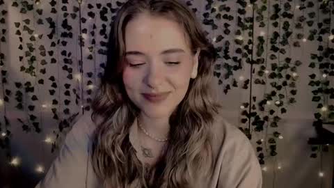 Snapshot of risha_laass chatting on 02-08-25, 08:10 risha_laass online show from 02-08-25, 08:10