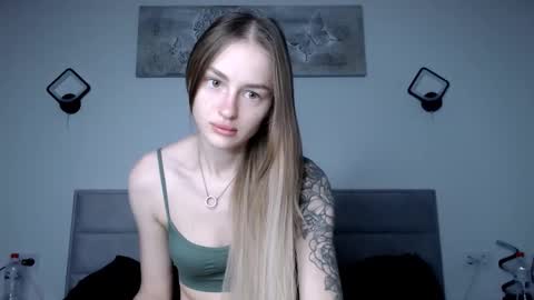 Snapshot of rita_orra chatting on 11-02-25, 08:28 Rita online show from 11-02-25, 08:28