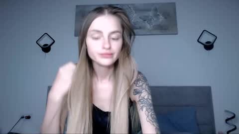 Snapshot of rita_orra chatting on 11-14-25, 01:10 Rita online show from 11-14-25, 01:10