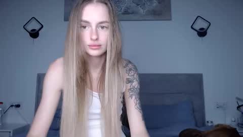 Snapshot of rita_orra chatting on 11-16-25, 04:01 Rita online show from 11-16-25, 04:01