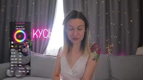 Snapshot of ritakycb chatting on 06-14-26, 03:08 Rita online show from 06-14-26, 03:08
