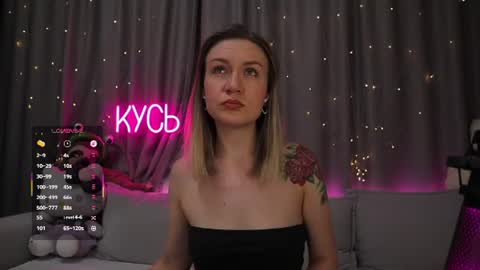 Snapshot of ritakycb chatting on 06-14-26, 11:51 Rita online show from 06-14-26, 11:51