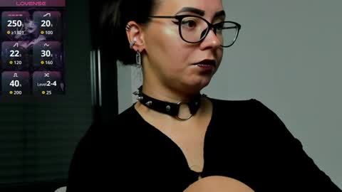 Snapshot of ritasunset chatting on 06-11-26, 07:39 Miss Rita online show from 06-11-26, 07:39