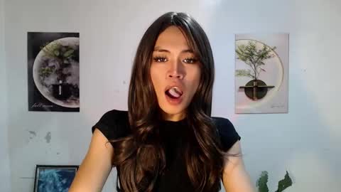 Snapshot of rivaxox1 chatting on 05-18-26, 05:46 rivaxox1 online show from 05-18-26, 05:46