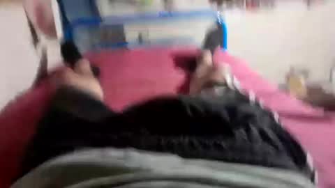 Snapshot of riverplateeeee chatting on 11-11-25, 02:44 riverplateeeee online show from 11-11-25, 02:44