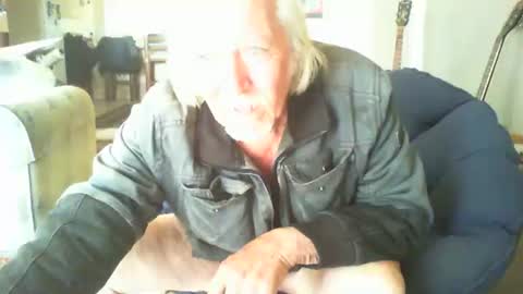 riveratggg online show from 01-06-25, 06:36