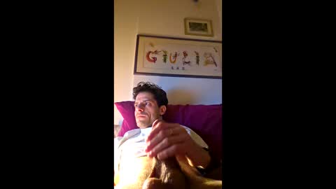 rizzo1980682473 online show from 04-15-26, 10:54