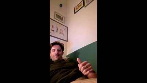 Snapshot of rizzo1980682473 chatting on 04-25-26, 11:46 rizzo1980682473 online show from 04-25-26, 11:46
