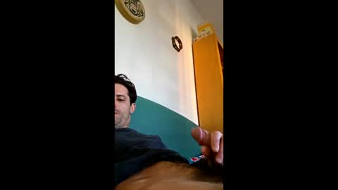 Snapshot of rizzo1980682473 chatting on 04-26-26, 03:42 rizzo1980682473 online show from 04-26-26, 03:42