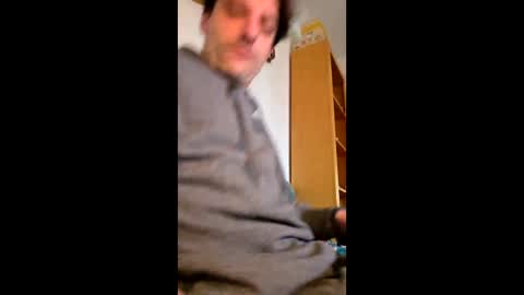 Snapshot of rizzo1980682473 chatting on 05-05-26, 12:24 rizzo1980682473 online show from 05-05-26, 12:24