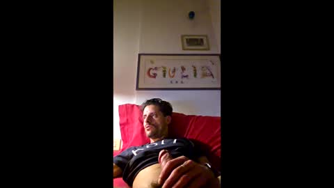 Snapshot of rizzo1980682473 chatting on 05-26-26, 11:12 rizzo1980682473 online show from 05-26-26, 11:12