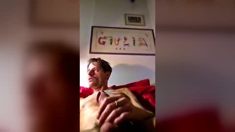 Snapshot of rizzo1980682473 chatting on 06-14-26, 11:51 rizzo1980682473 online show from 06-14-26, 11:51