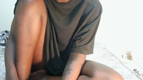 rlessing2 online show from 11-10-25, 06:40