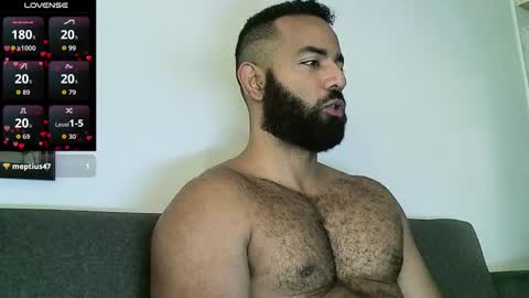 SebasRoa online show from 01-09-26, 02:31