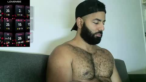 Snapshot of roa32sebas chatting on 05-08-26, 06:13 SebasRoa online show from 05-08-26, 06:13