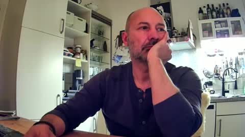 Snapshot of roadrunnerger chatting on 01-09-25, 05:11 roadrunnerger online show from 01-09-25, 05:11