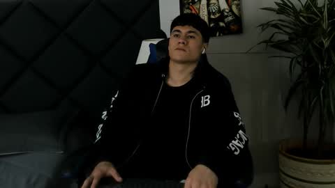 Roan Birkin online show from 03-07-26, 07:33