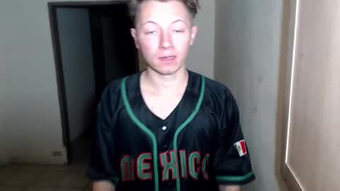 RoastingCorn online show from 02-05-26, 09:36