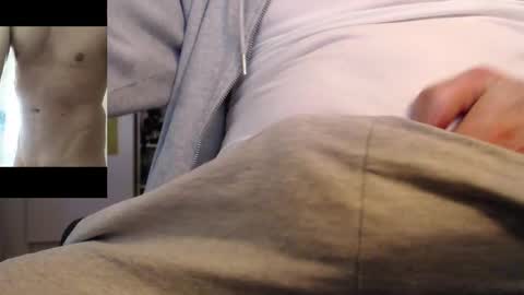 robby66_56 online show from 10-03-25, 06:49