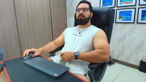 Robby online show from 01-14-26, 05:24