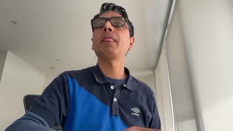 Snapshot of robbyaus chatting on 07-21-26, 03:42 Robbyaus online show from 07-21-26, 03:42
