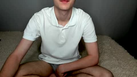 Snapshot of robert10211 chatting on 05-28-26, 09:17 robert10211 online show from 05-28-26, 09:17