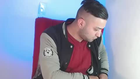 Stiven - online show from 02-02-25, 04:37