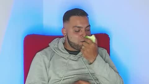 Stiven - online show from 03-15-26, 06:30