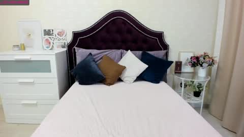 Snapshot of robertamorelly chatting on 02-06-25, 09:00 Betty online show from 02-06-25, 09:00