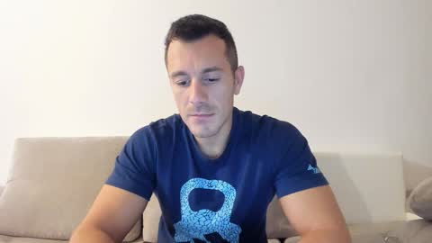 Snapshot of roberto4ever chatting on 10-07-25, 05:59 roberto4ever online show from 10-07-25, 05:59