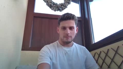 Roberto online show from 12-16-24, 07:04