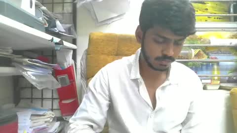 Snapshot of robertsalia220 chatting on 02-08-25, 12:28 Robertsalia online show from 02-08-25, 12:28