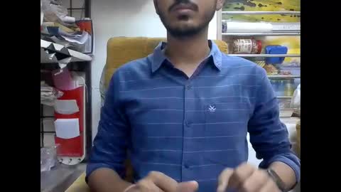 Snapshot of robertsalia220 chatting on 09-30-25, 12:21 Robertsalia online show from 09-30-25, 12:21