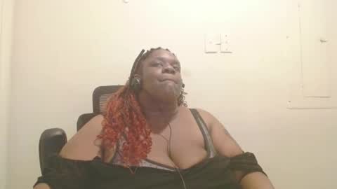 Snapshot of robertswhitney52 chatting on 09-22-25, 11:01 robertswhitney52 online show from 09-22-25, 11:01