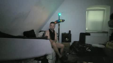 Snapshot of robertxxxpol chatting on 07-05-26, 05:47 zenek robert online show from 07-05-26, 05:47