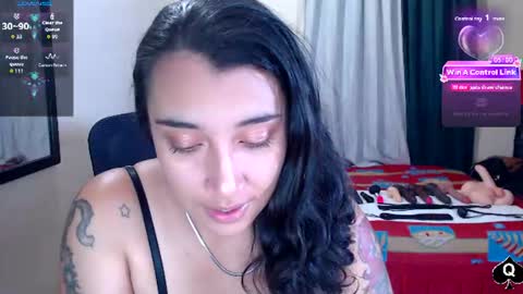 Snapshot of robin_h00t chatting on 06-23-26, 02:53 Ivanna and Robin online show from 06-23-26, 02:53