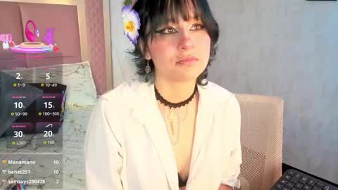 robin D online show from 11-23-25, 02:28