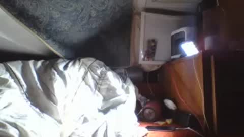 Snapshot of robincom23 chatting on 07-09-26, 05:44 R online show from 07-09-26, 05:44
