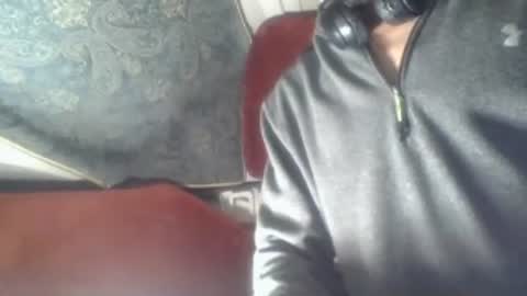Snapshot of robincom23 chatting on 07-13-26, 07:55 R online show from 07-13-26, 07:55