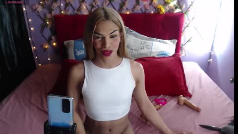 Margot Ferrer online show from 02-06-26, 05:23