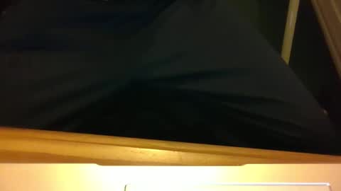 Snapshot of robjh1273 chatting on 04-02-26, 08:39 Roger online show from 04-02-26, 08:39